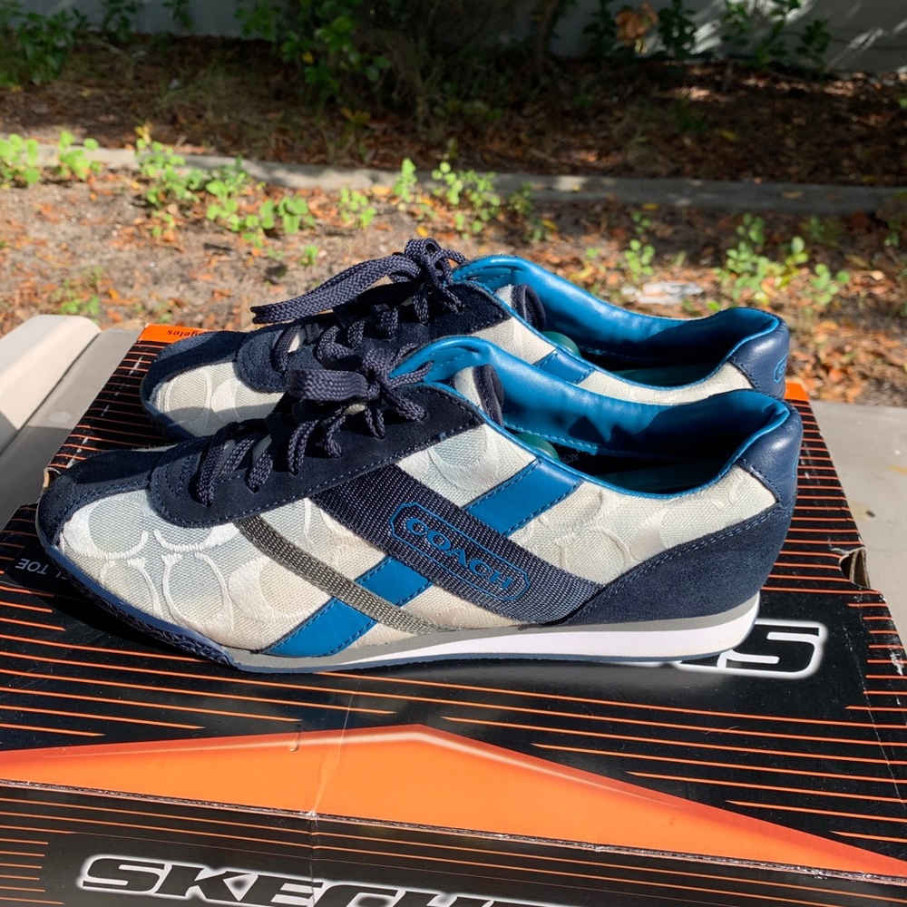 Coach shoes size 9